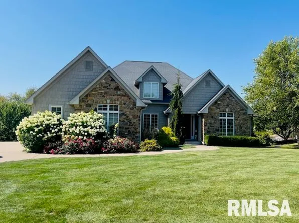 19150 247th Ave, Bettendorf, IA 52722