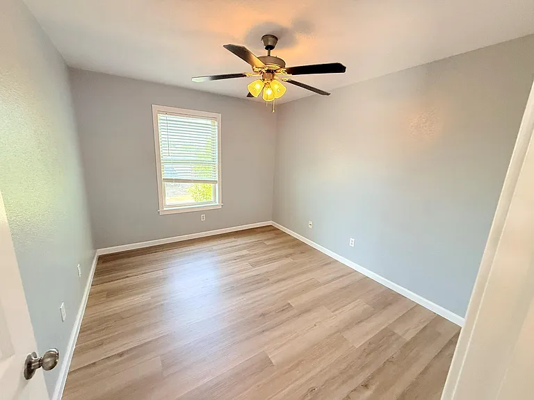 12900 James Madison St — Photo 16
