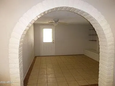 946 E Loma Vista Dr — Photo 6