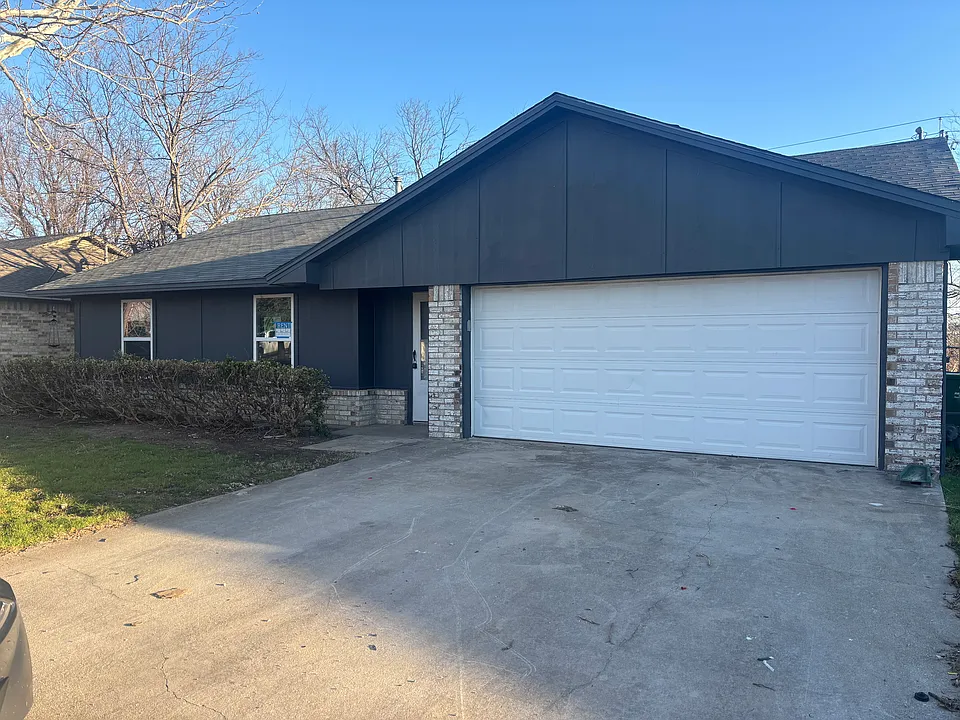 104 Stephen Dr