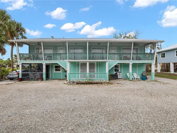 427 Lazy WAY, FORT MYERS BEACH, FL 33931