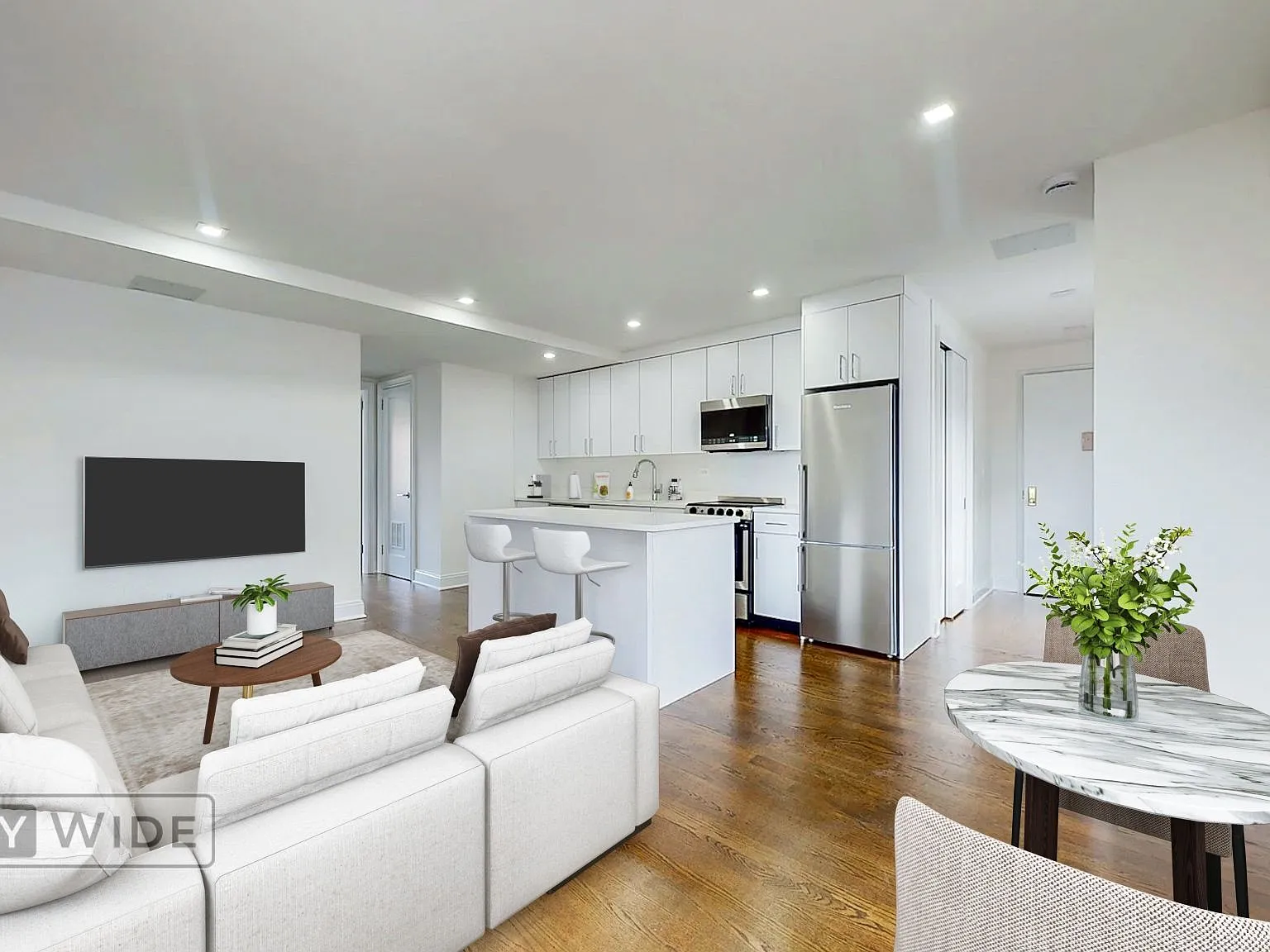 145 East 16th Street — Photo 2