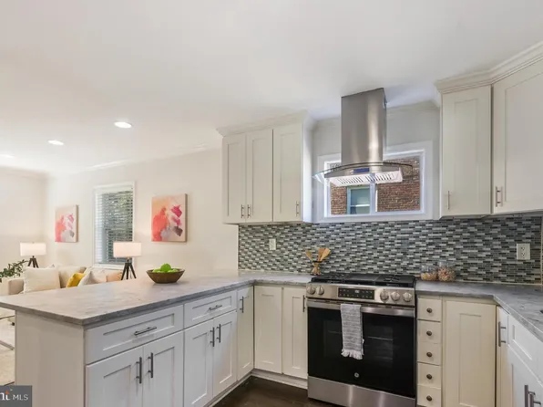 1900 Savannah Pl SE, Washington, DC 20020
