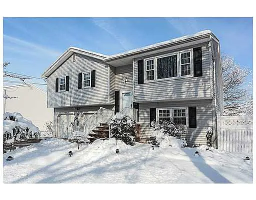 29 Desmet Ave photo 1
