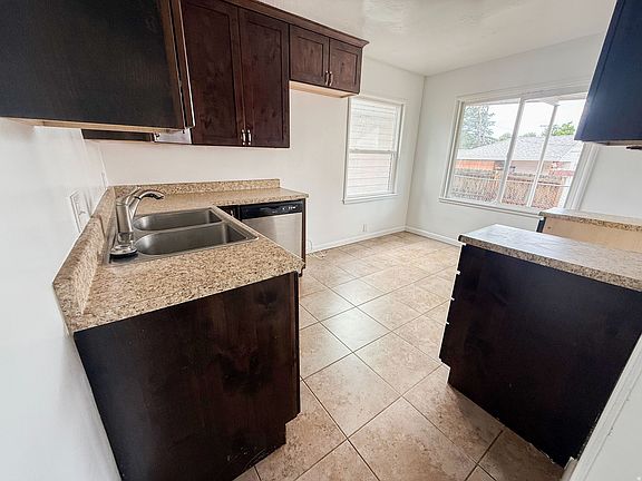 5th image of 2960 S Merton Way W