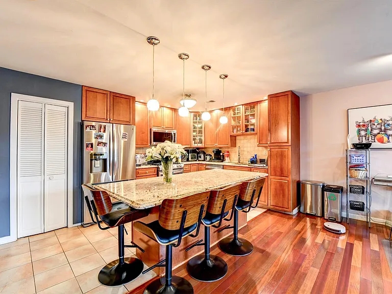 572 Sanderling Ct — Photo 11