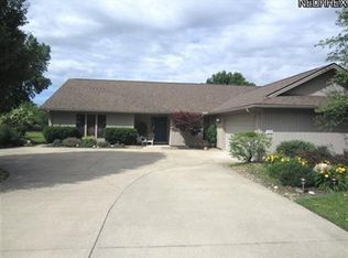 9293 Root Rd, North Ridgeville, OH 44039