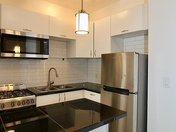 4th image of 469 W 57th St APT 5B