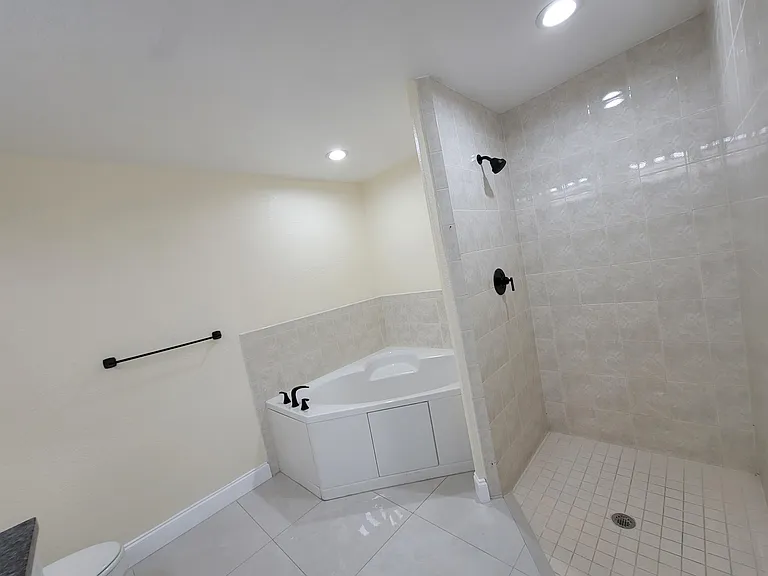 1772 N Dovetail Dr #C — Photo 9