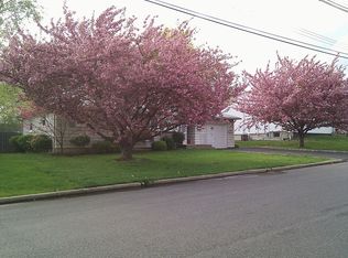 701 Barron Ave, Woodbridge, NJ