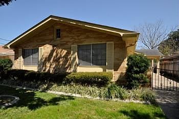 1st image of 3609 Taft Park
