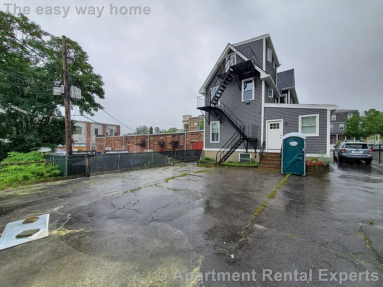 146 Highland Ave #4 — Photo 11