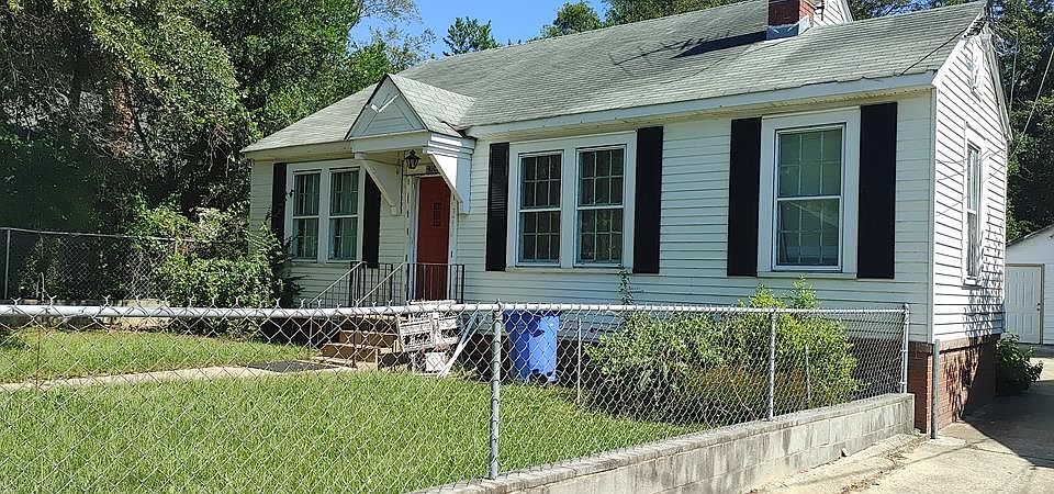 2nd image of 2704 Peabody Ave