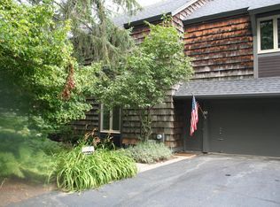 50 Parkwood Ct, Racine, WI 53402