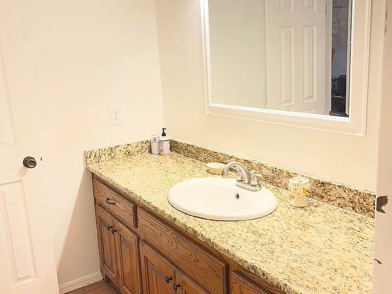 802 Cardinal Creek Blvd #B — Photo 5