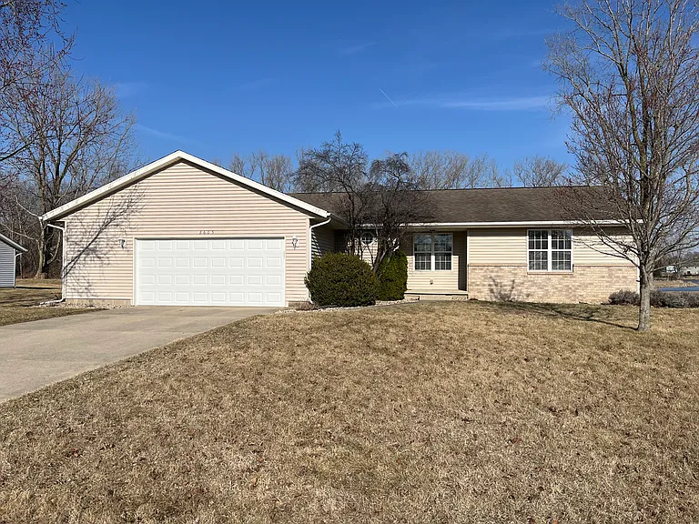2605 Widaman St — Photo 1
