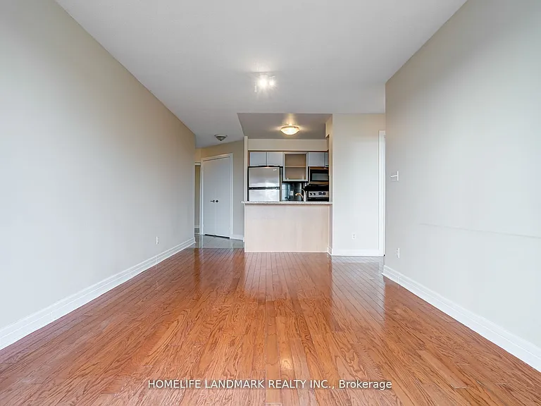 16 Harrison Garden Blvd #2508 — Photo 5