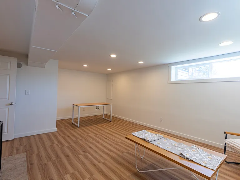 9917 Rainier Ave S — Photo 46