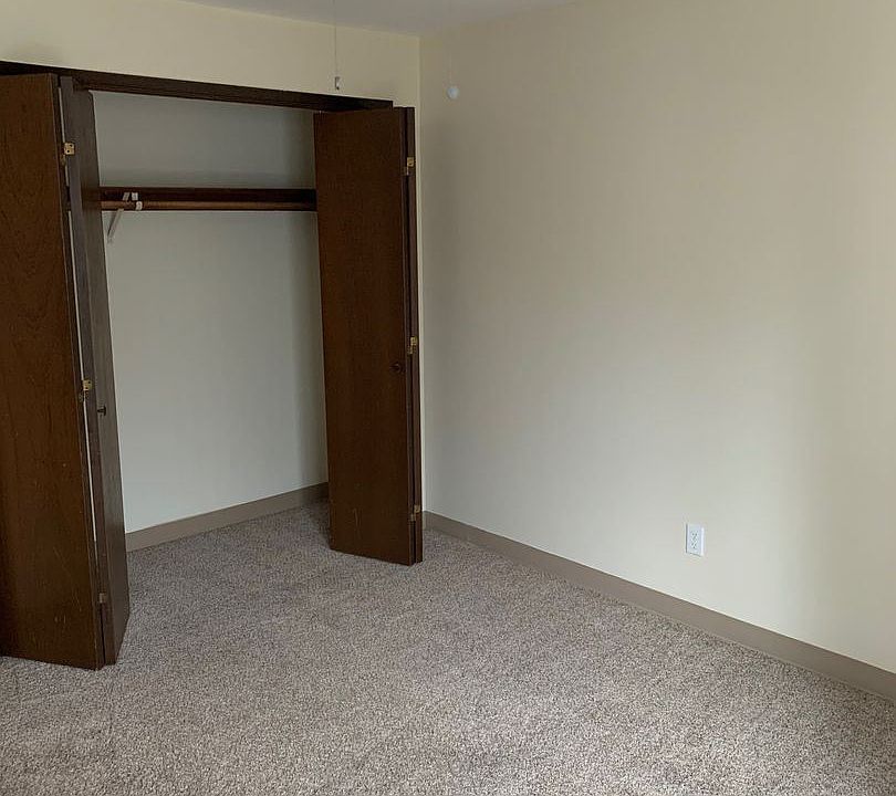 2nd image of 12556 15th Ave NE APT 203