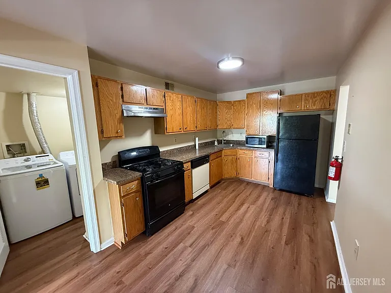 1102 Stony Brook Way — Photo 4