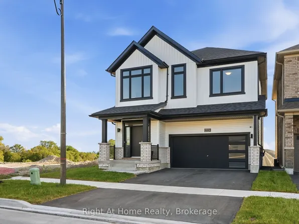 2324 Verne Bowen St, Oshawa, ON L1L 0V6