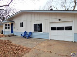 2601 SW Indian Trl, Topeka, KS 66614