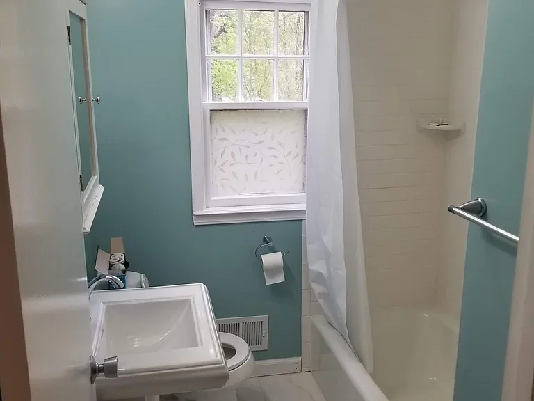 25 Bellevue Rd — Photo 4