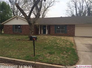 7701 Briarwood Ave, Broken Arrow, OK 74011