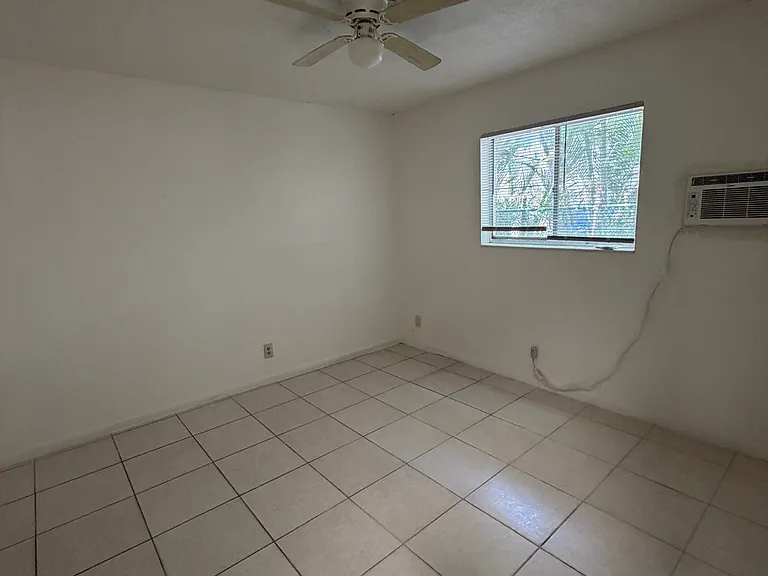 2131 Jackson St — Photo 5