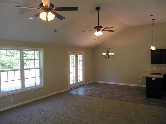 2nd image of 518 Medallion Cir
