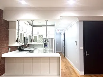 Rented by Kaliope Voulkoudis, LREB