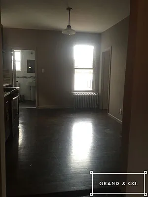 Rented by Grand & Co. | media 25