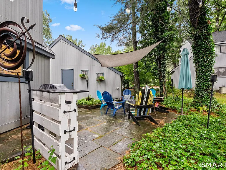 7 Pond Cir #7 — Photo 29
