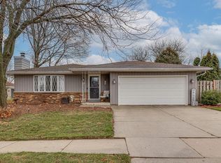1813 Carmen Ave, Sheboygan, WI 53081