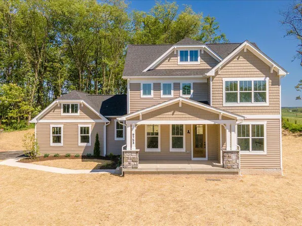 9753 Clemsonville Rd, Union Bridge, MD 21791