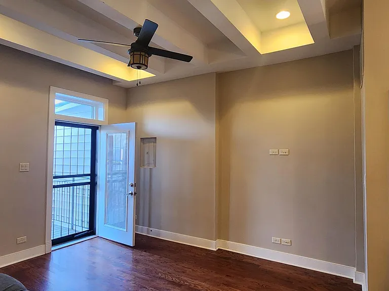 2746 W Warren Blvd #1 — Photo 9