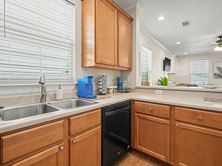 5323 Menard Ave — Photo 19