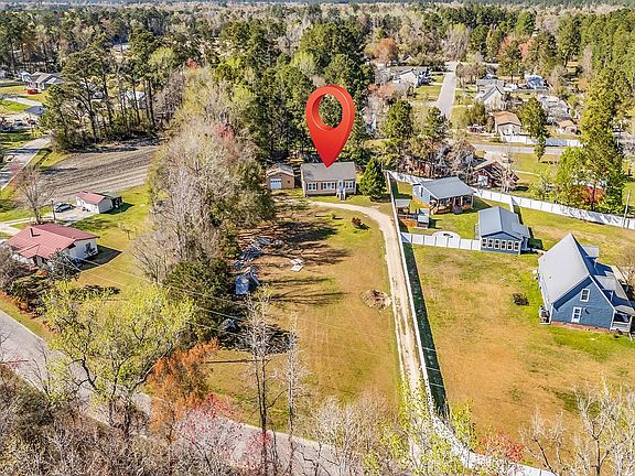 3rd image of 2980 Sweet Bay Rd.