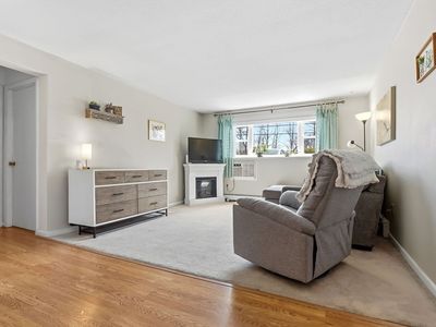 1 Colonial Dr Unit B1-3, Andover, MA, 01810