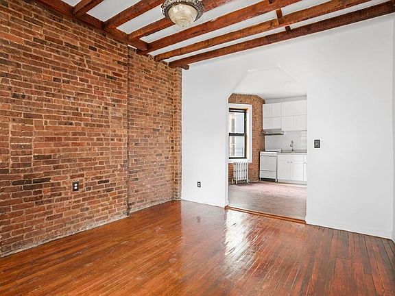 3rd image of 172 Delancey St APT 3B