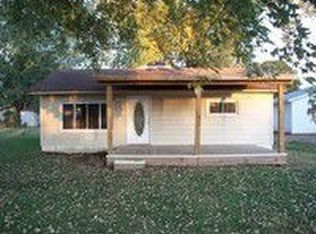1844 S 6th St, Coshocton, OH 43812