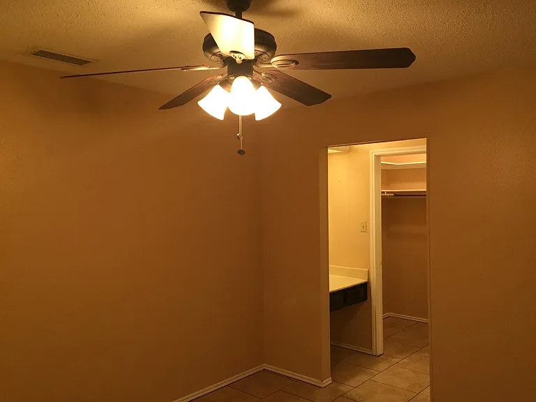 8358 Timber Gln — Photo 21