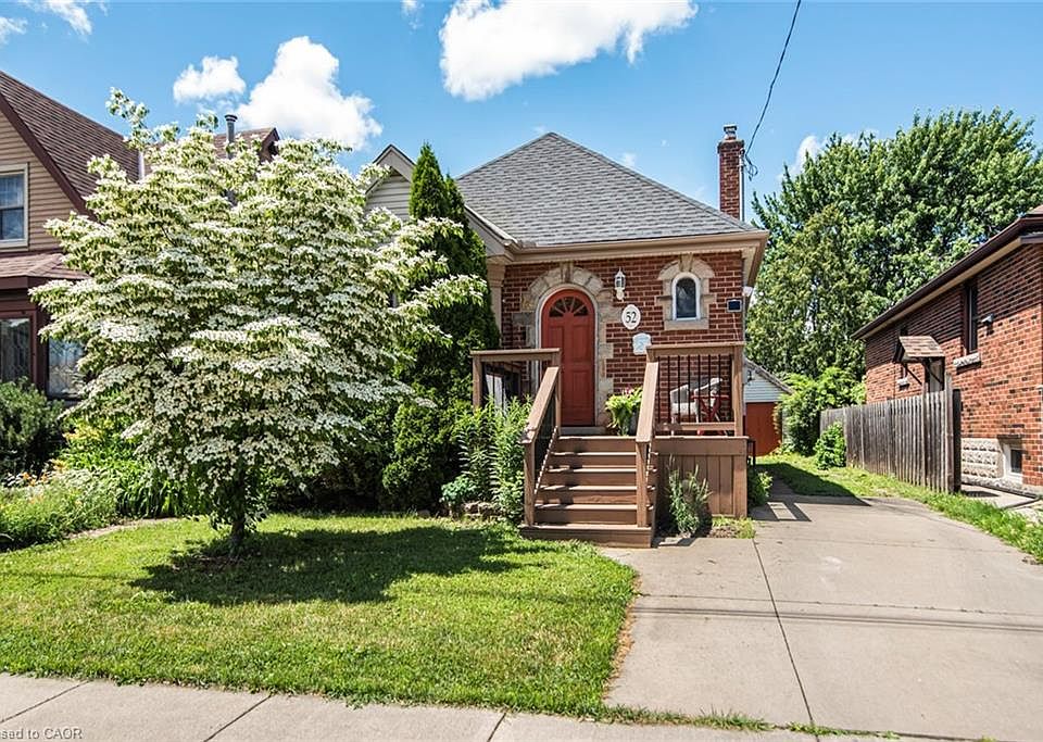1st image of 52 Cameron Ave S