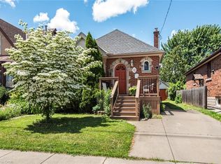 52 Cameron Ave S, Hamilton, ON L8K 2W9