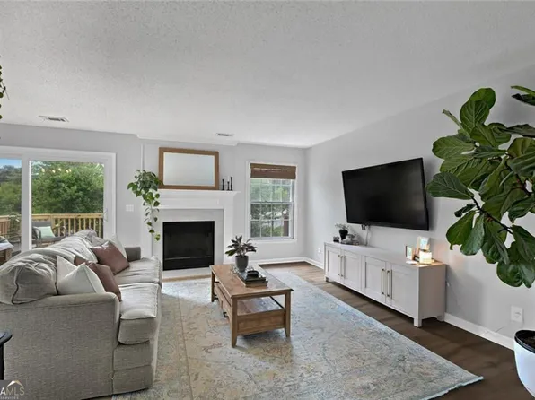 2668 Farmstead Rd SE, Smyrna, GA 30080