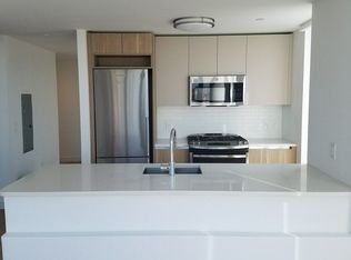 4220 24th St APT 15C, Long Island City, NY 11101