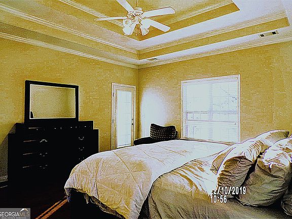 5th image of 1035 Upchurch Rd