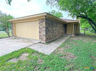 108 E Reagan Ave, Copperas Cove, TX 76522