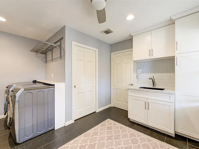 15739 Fleetwood Oaks Dr — Photo 24