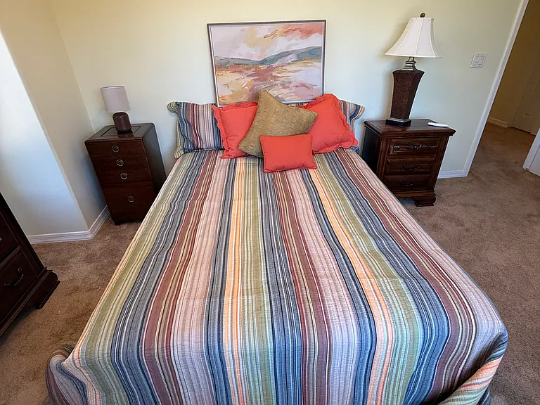 665 N Creekside Dr — Photo 16